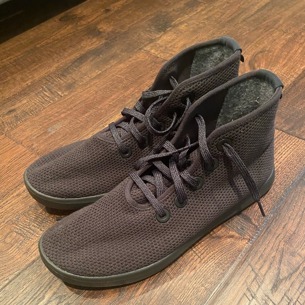 Mens Allbirds tennis shoes size 10